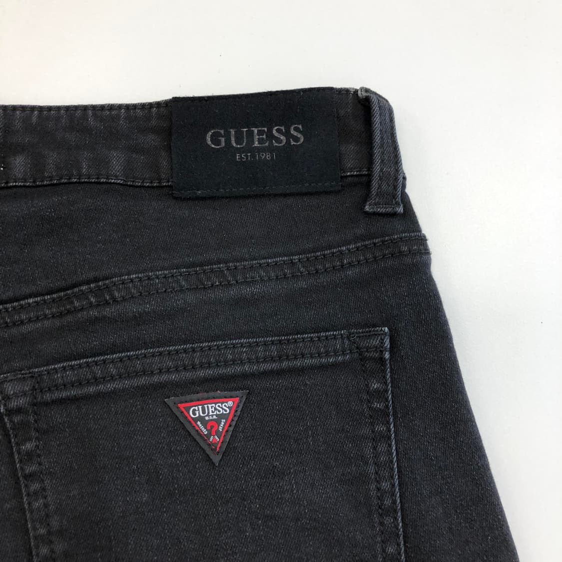 게스 레드패치 블랙진 30 인치 상품이미지4