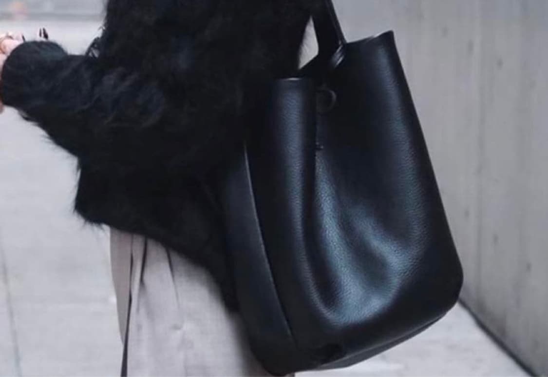 요지 야마모토 Y'SACCS x 혼고 토모카고 소가죽 토트백 상품이미지1