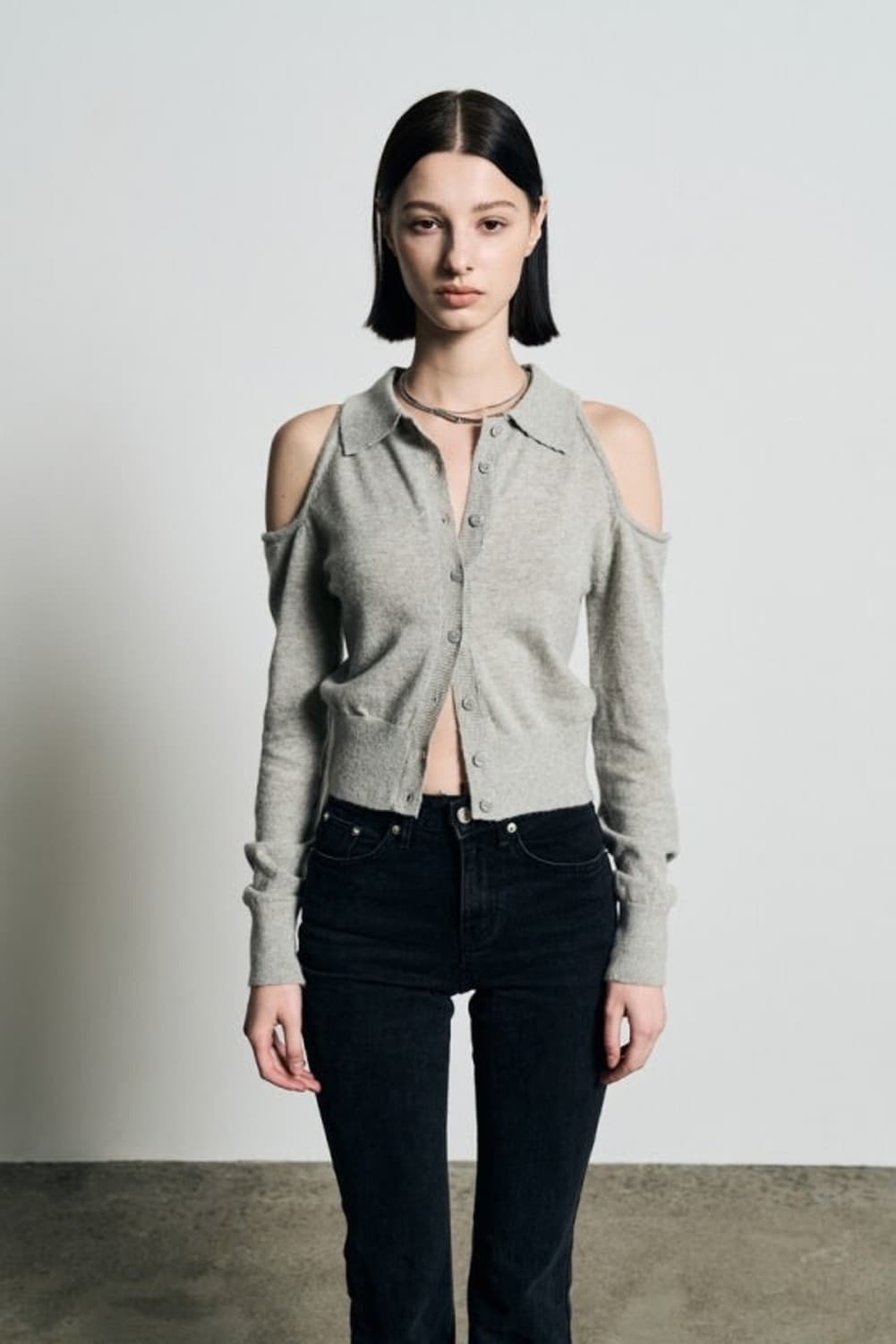 보헤미안서울 숄더홀니트 블랙 상품이미지3