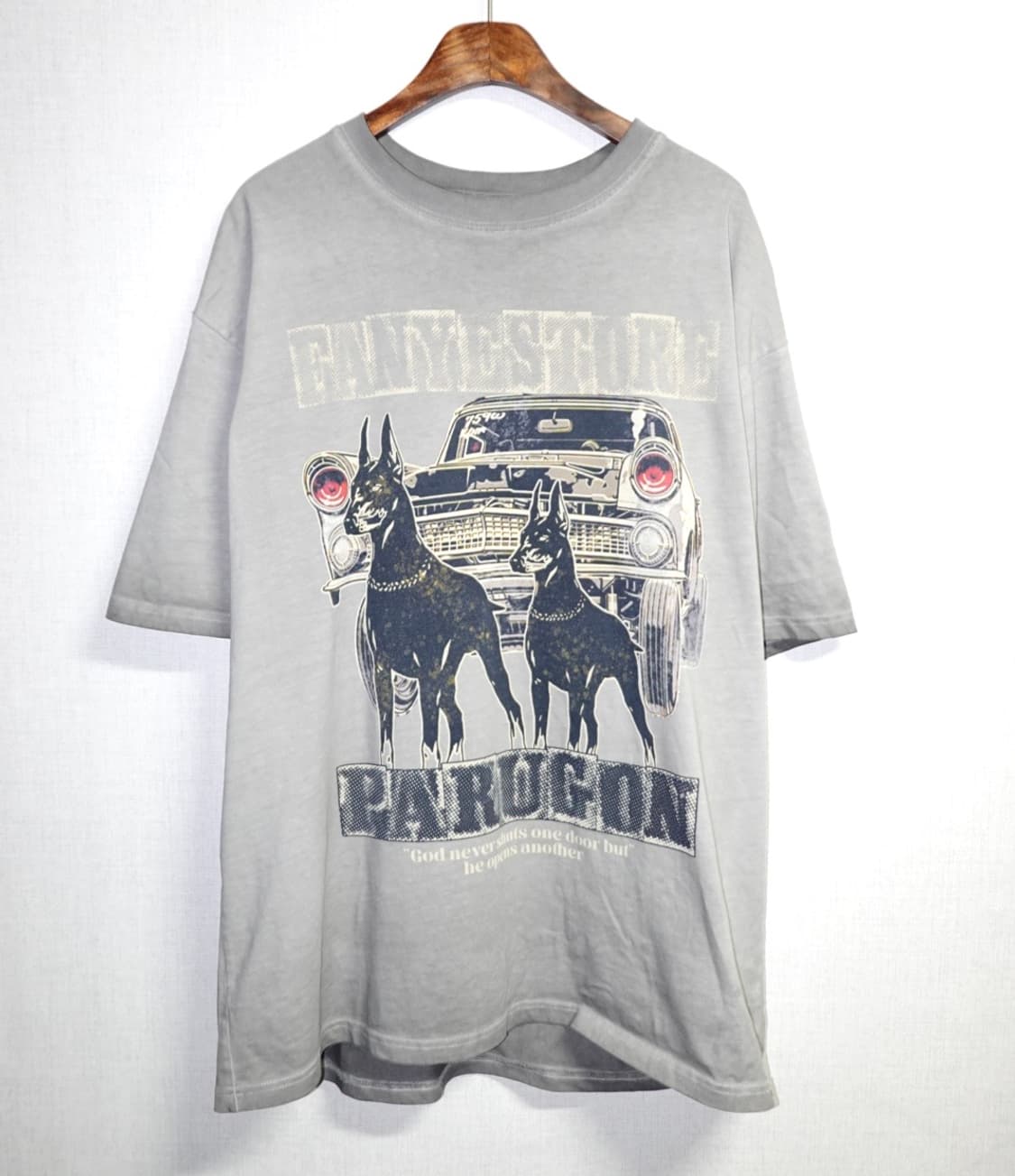 도베르만 그래픽 오버사이즈 피그먼트 티셔츠 상품이미지1