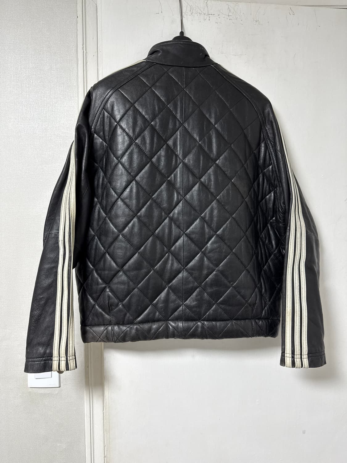 빈티지 아디다스 삼선 양가죽 크롭누빔자켓 상품이미지4