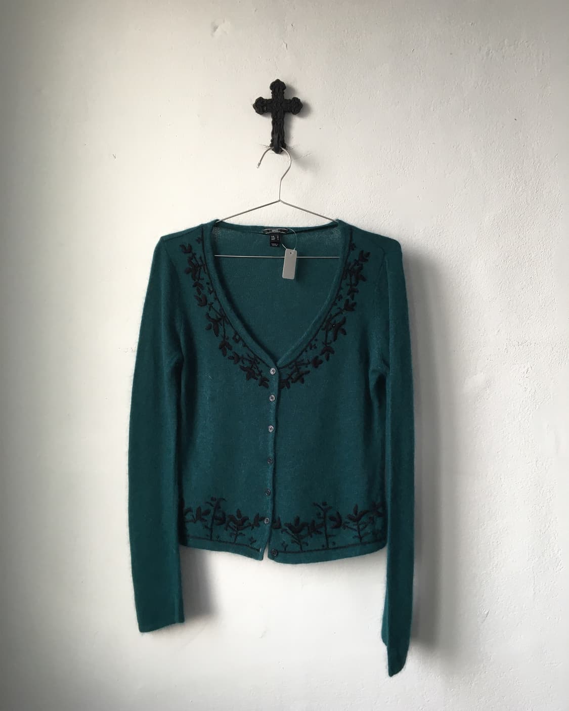 Embroidery point woolen knit cardigan 상품이미지2