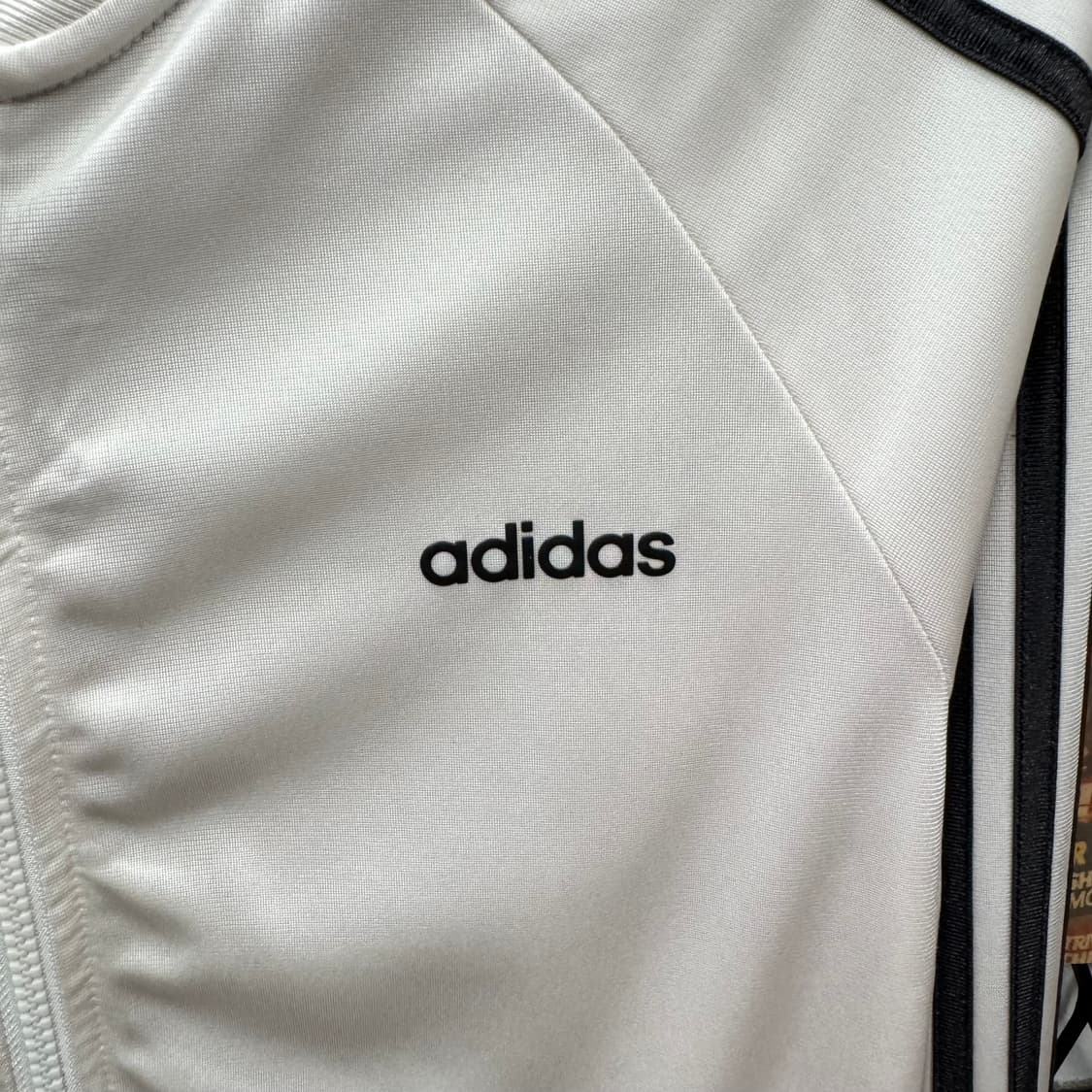 아디다스 오리지널 트랙 자켓 전면 레터링 로고 포인트 화이트 블랙 상품이미지5