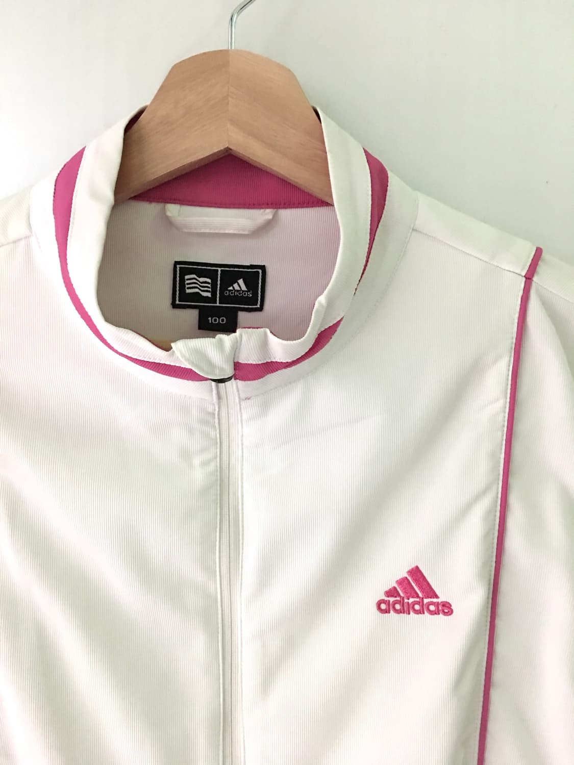 아디다스 화이트 핑크 바람막이 상품이미지3