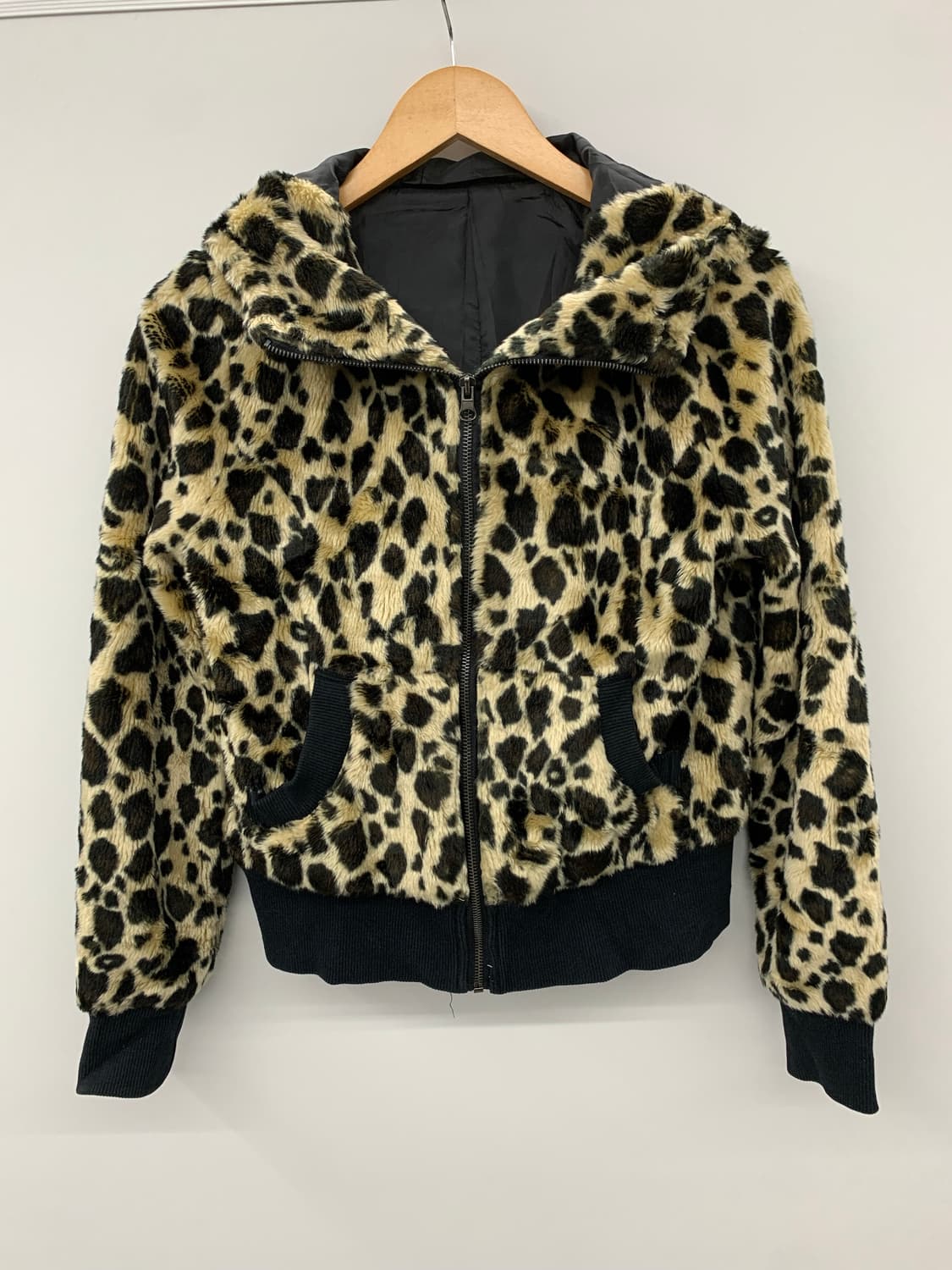 레오파드 퍼 후드 자켓 상품이미지5