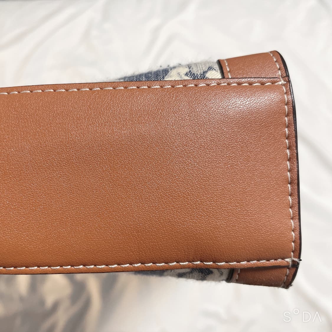 셀린느 캔버스 토트백 상품이미지4