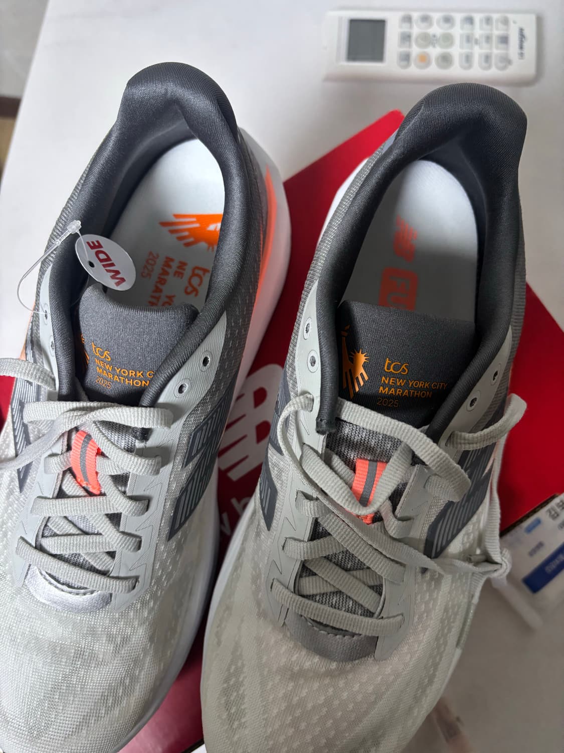 새상품 뉴발란스 REBEL V5 265사이즈 정가 209,000원 상품이미지4