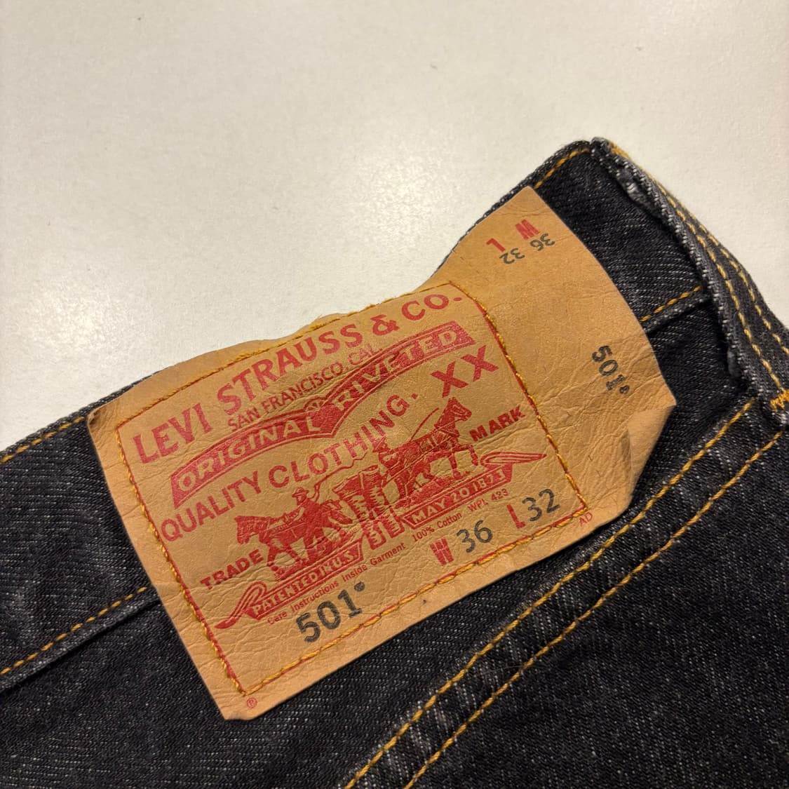 [36x32] 10s 리바이스 501 블랙진 데님 팬츠 B328 상품이미지4
