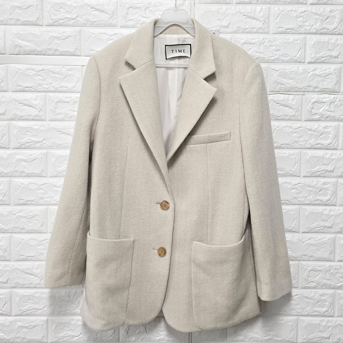 택포) 23s 한섬 TIME 타임 헤링본 더블 자켓 M 상품이미지1