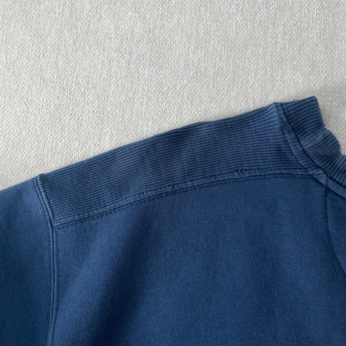 105 오클리 00s 아카이브 입체 프린팅 스웻셔츠 상품이미지8