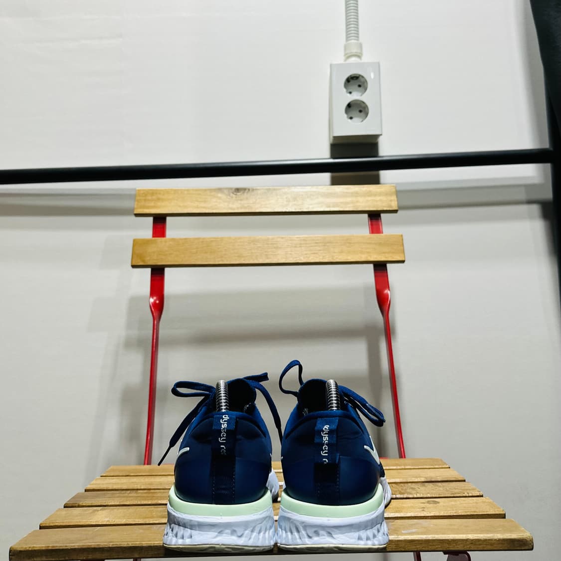 245) 나이키 운동화 여성 여자 신발 오디세이 플라이니트 상품이미지4