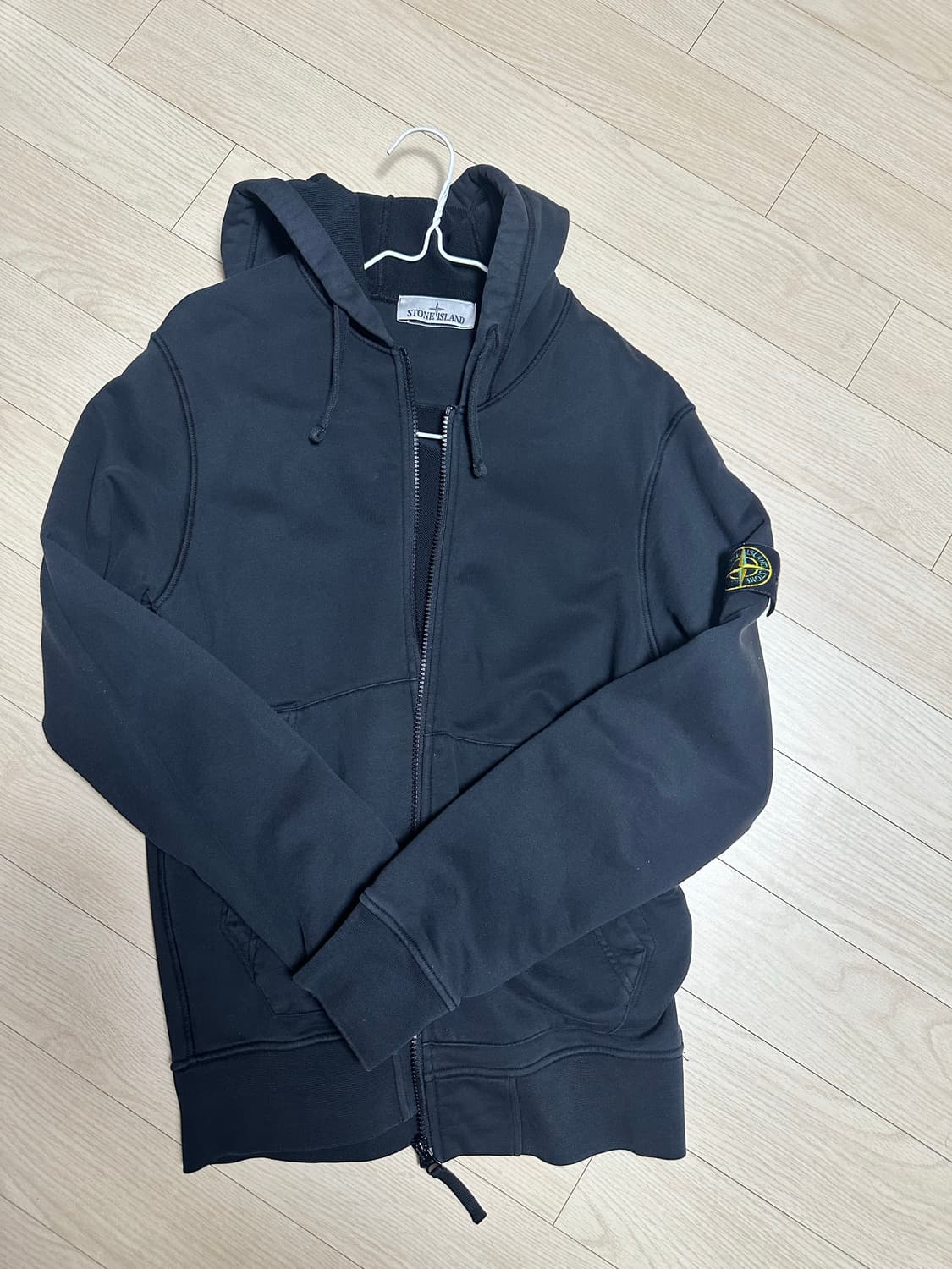 스톤아일랜드 후드집업 S 검정 급처 상품이미지1