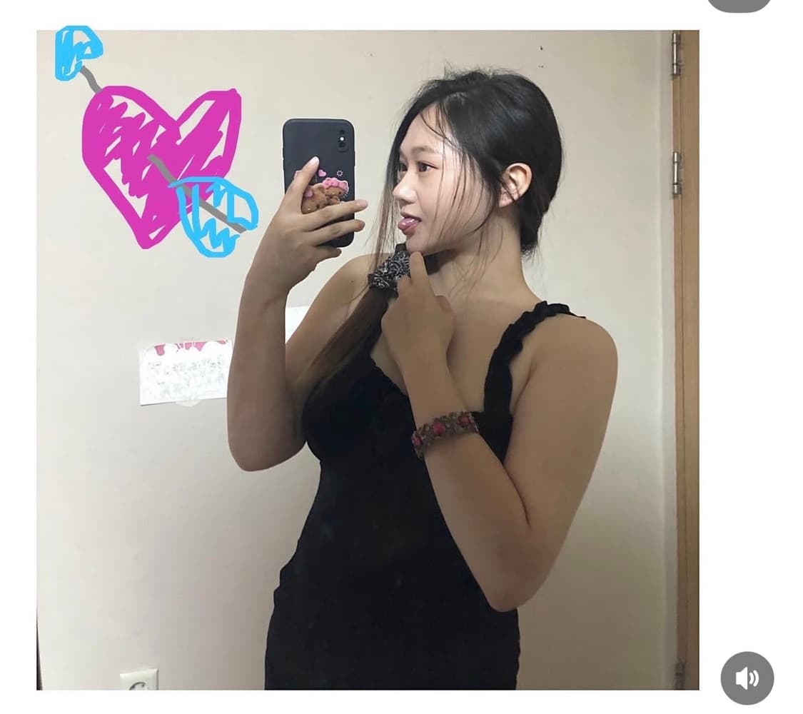 블랙 벨벳 미니 드레스  상품이미지1