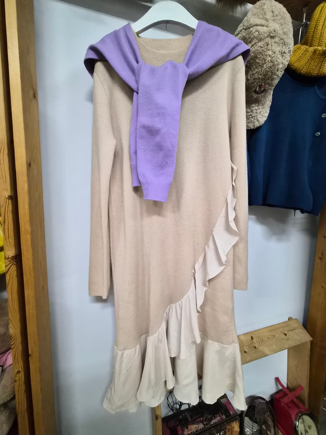 수입 울 캐시미어 프릴실크  니트 원피스 상품이미지1