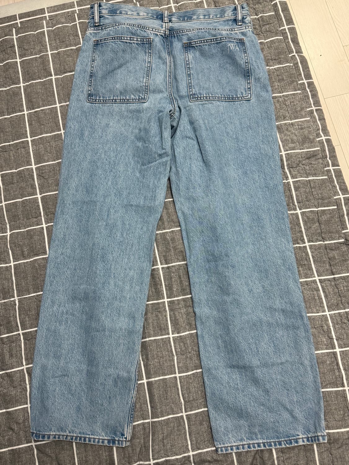 유니클로 JWA 스트레이트 진 63 블루 31사이즈 판매합니다. 상품이미지2