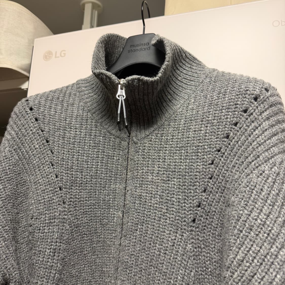 언어펙티드 니트집업 그레이 (L) 상품이미지2