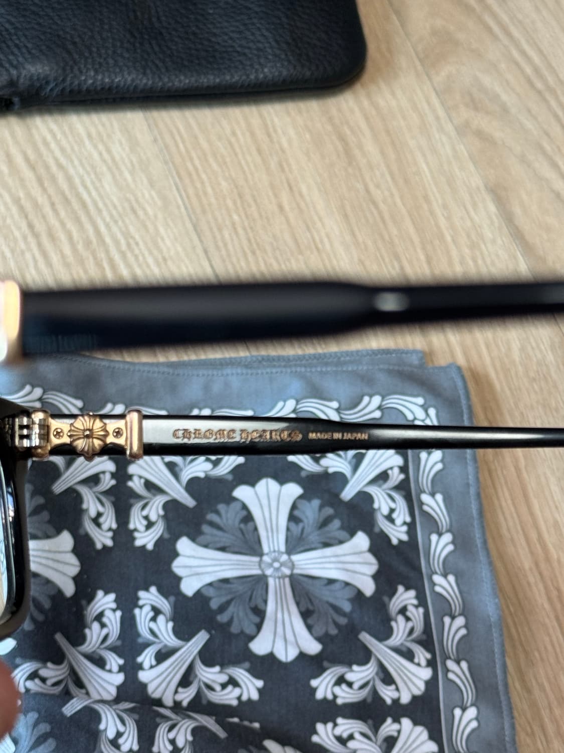 크롬하츠 안경 콕스 어커 블랙 18k 골드 플레이트 상품이미지6