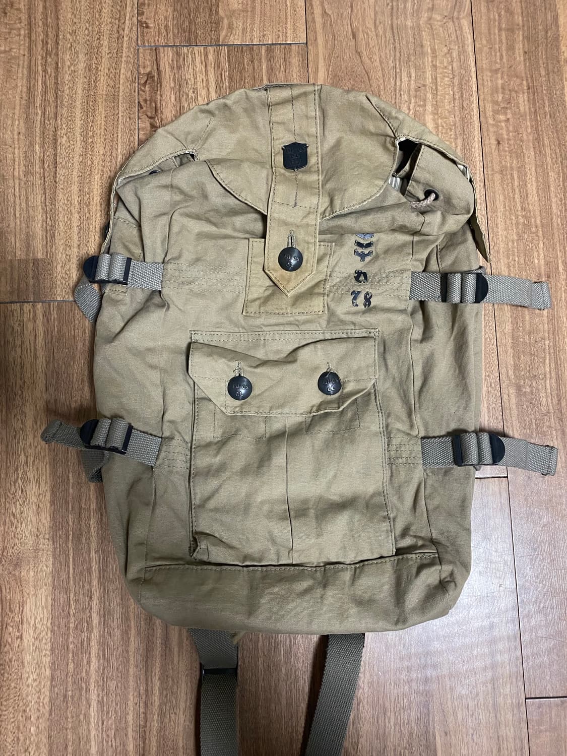 디젤 백팩 상품이미지1