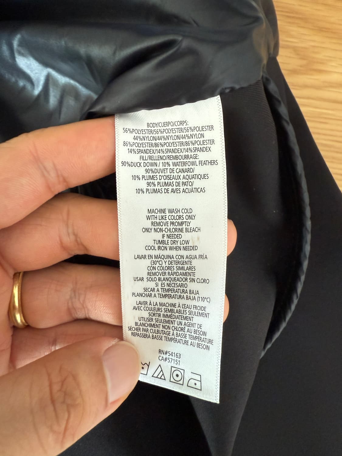 캘빈클라인(Calvin Klein) 비대칭 집업 패딩 상품이미지9