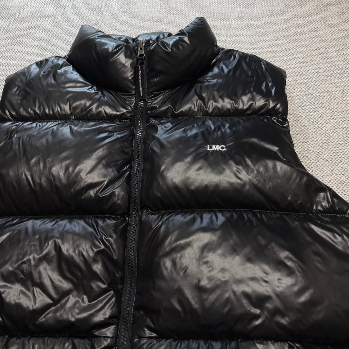 LMC 로고 패딩조끼 상품이미지2