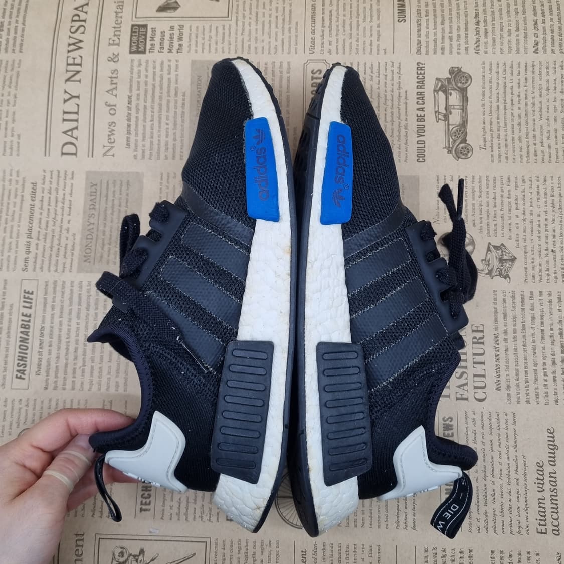 아디다스 NMD R1 블랙 운동화225 상품이미지5
