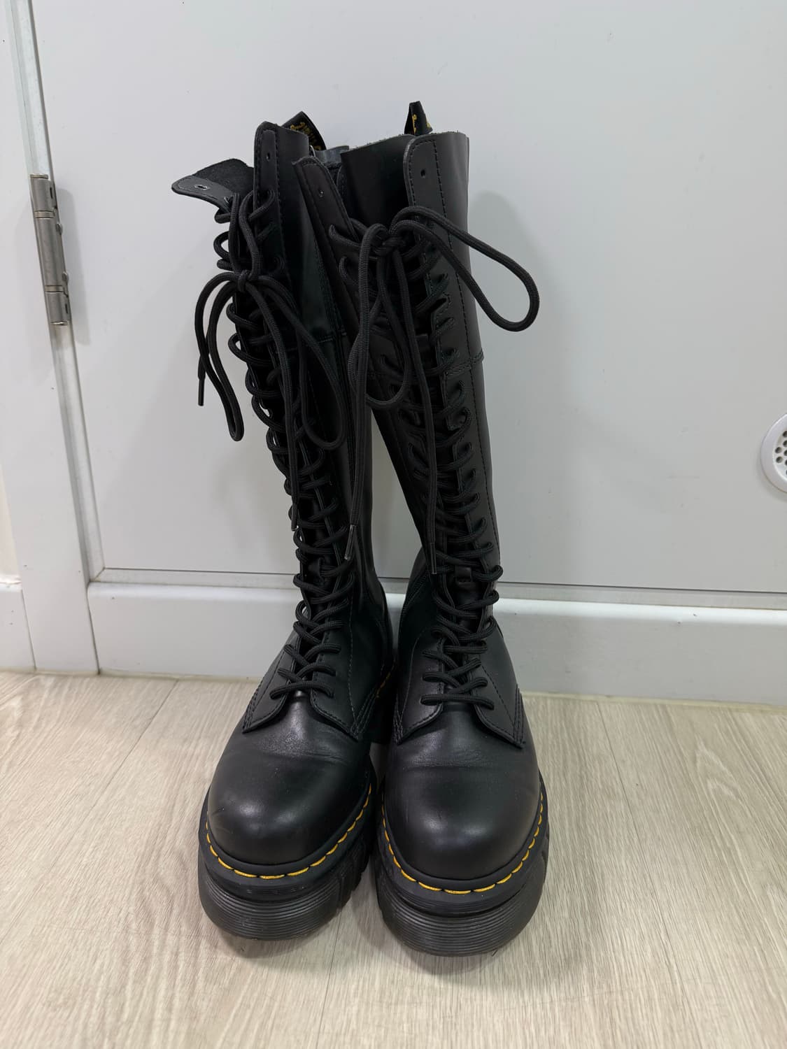 닥터마틴 오드릭 20i 250 상품이미지2