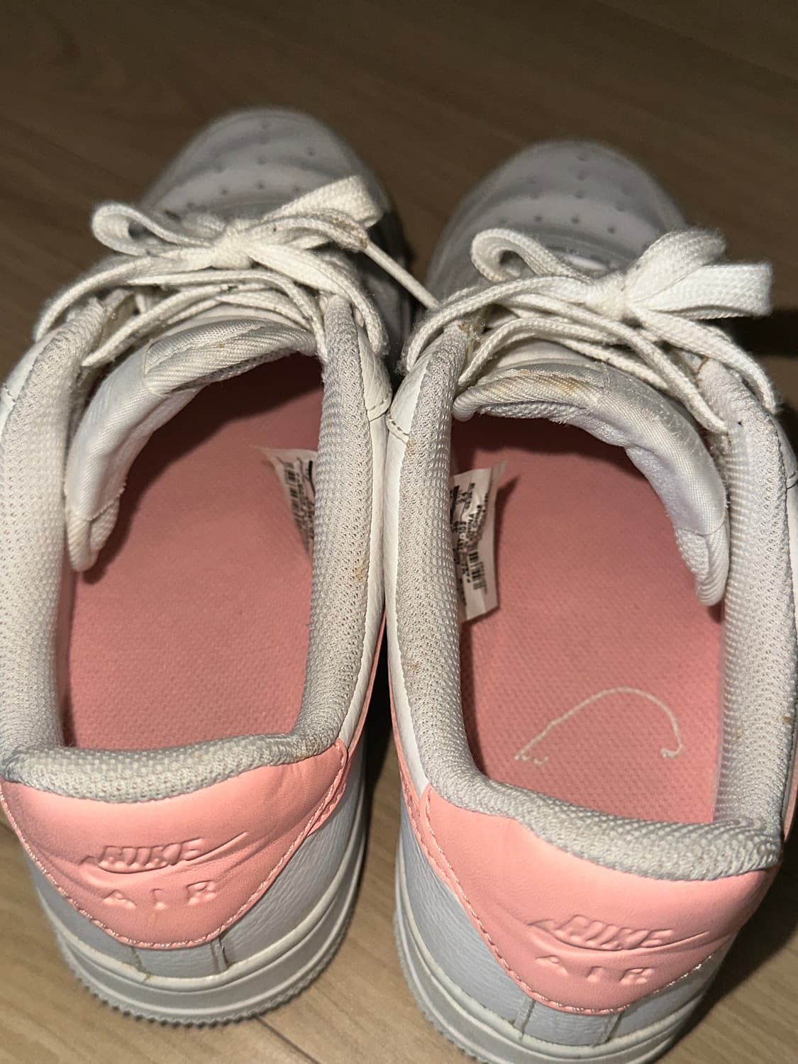 나이키 우먼스 에어포스 1 07 (AH0287-102) 상품이미지4