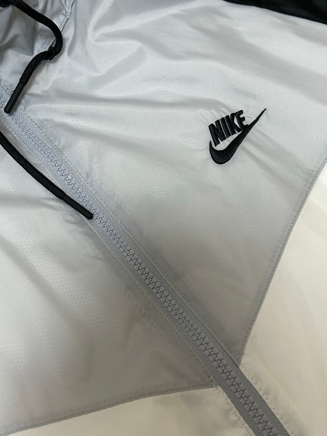 나이키 범고래 빅스우시 바람막이 자켓 상품이미지4