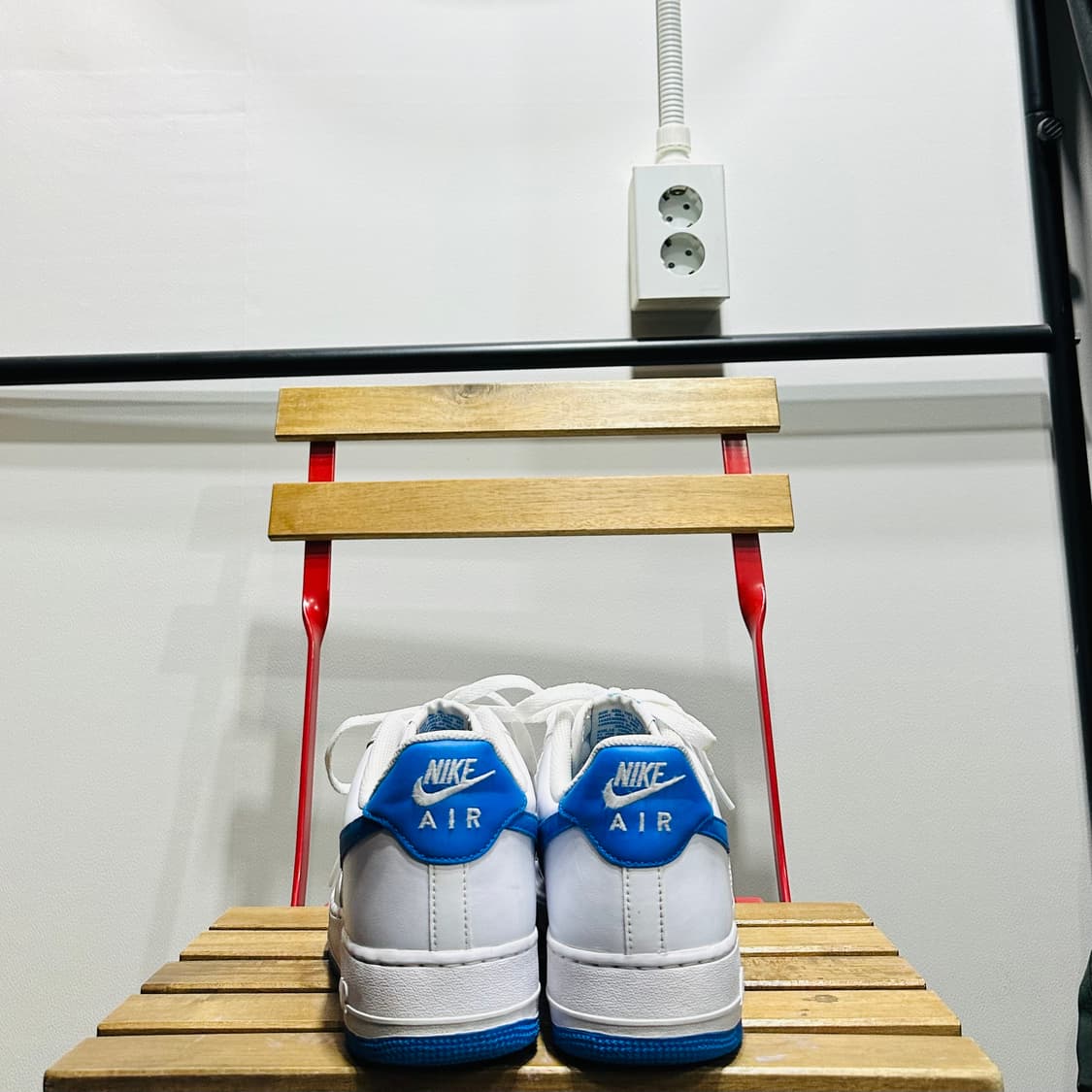 300) 나이키 운동화 남성 남자 신발 에어포스1 흰/파 상품이미지4