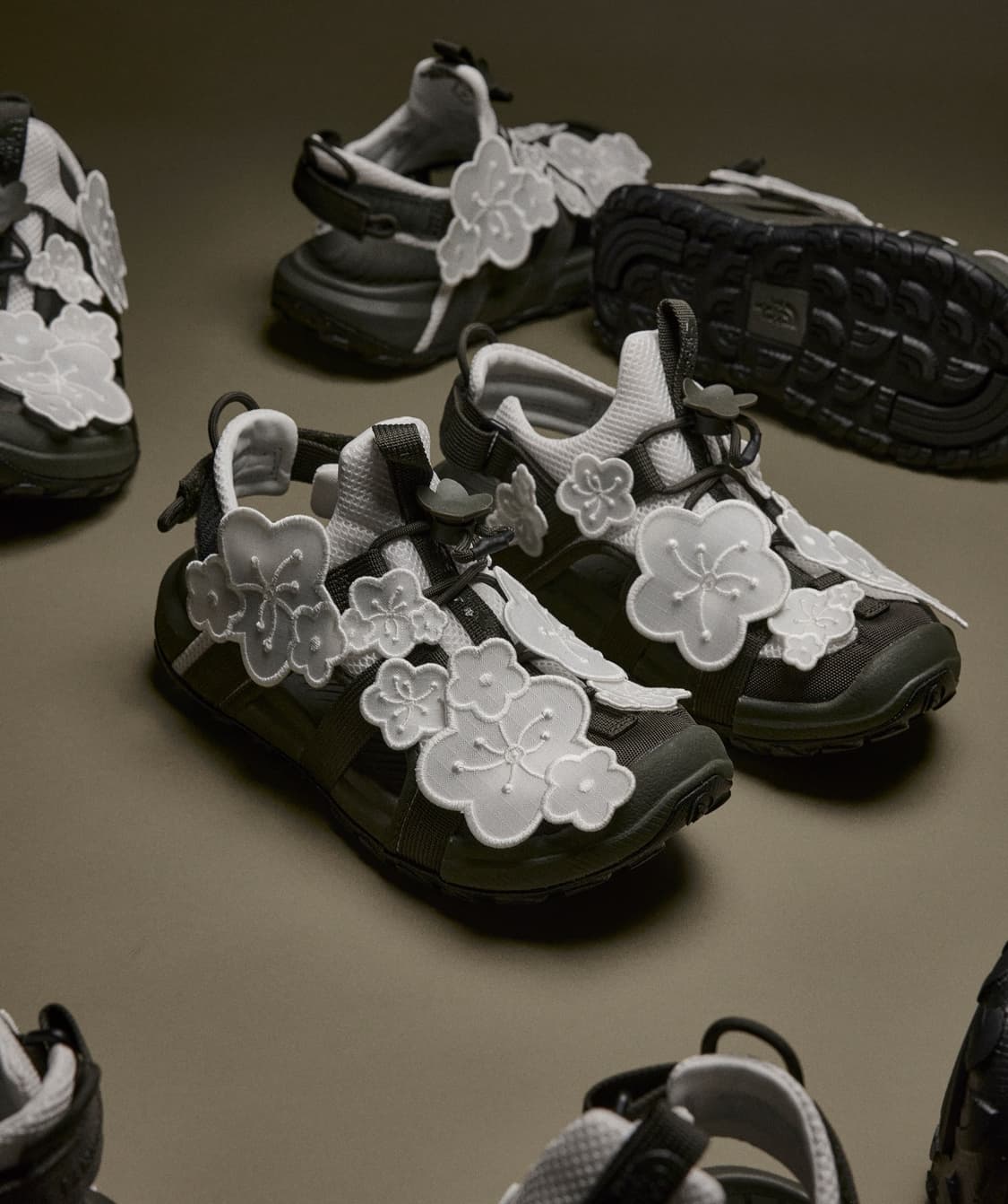 [us5.5~us9]세실리에 반센 x 노스페이스 26ss Bekah 샌들 상품이미지1