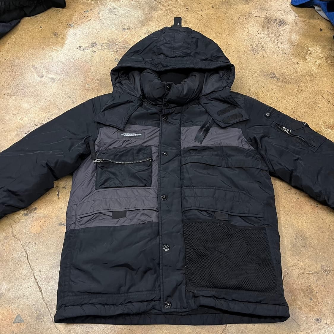[정품/L] 내셔널지오그래픽 블랙 후드 패딩 점퍼 b19 상품이미지3