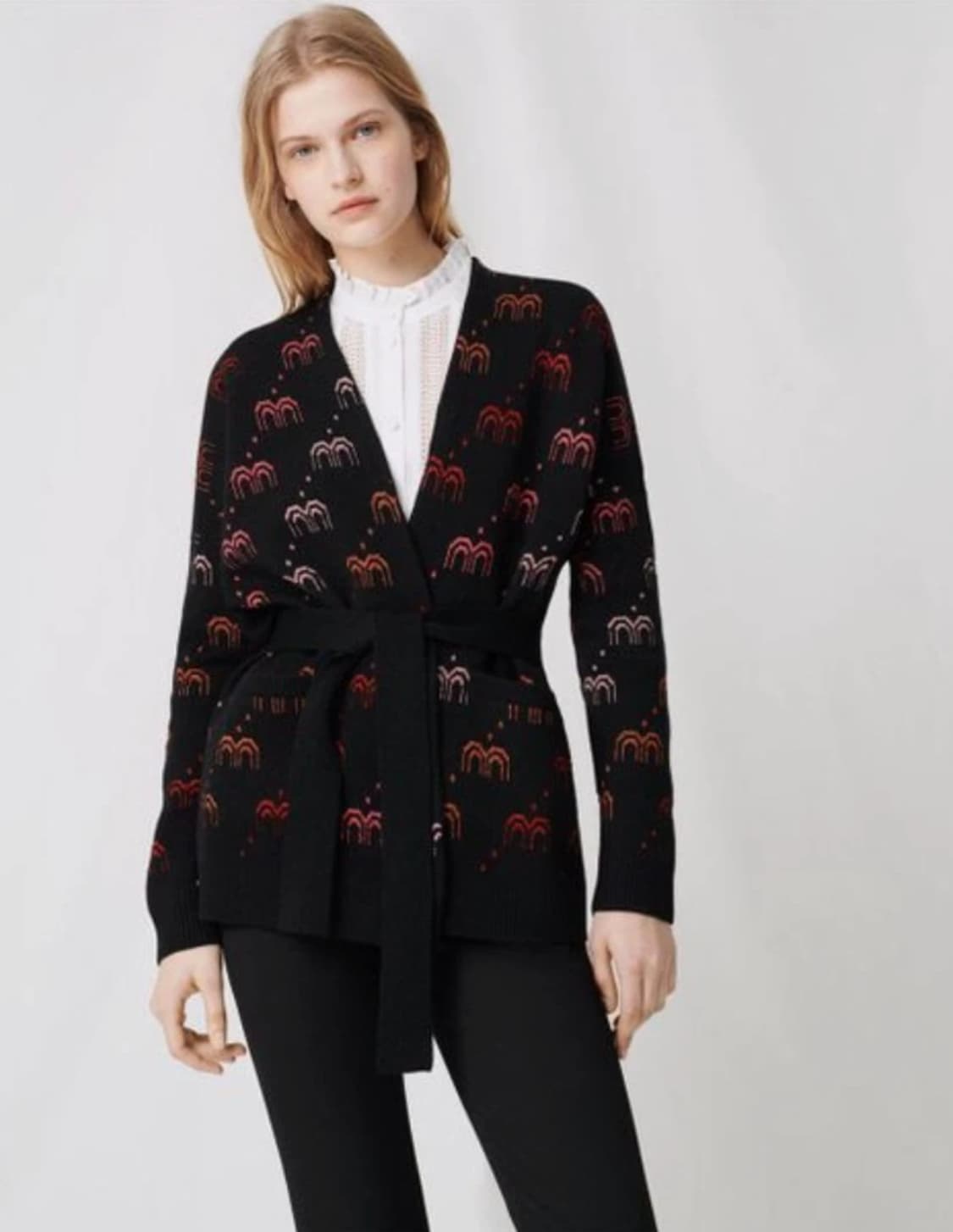 마쥬 엠블럼 자카드 가디건 1사이즈 상품이미지1