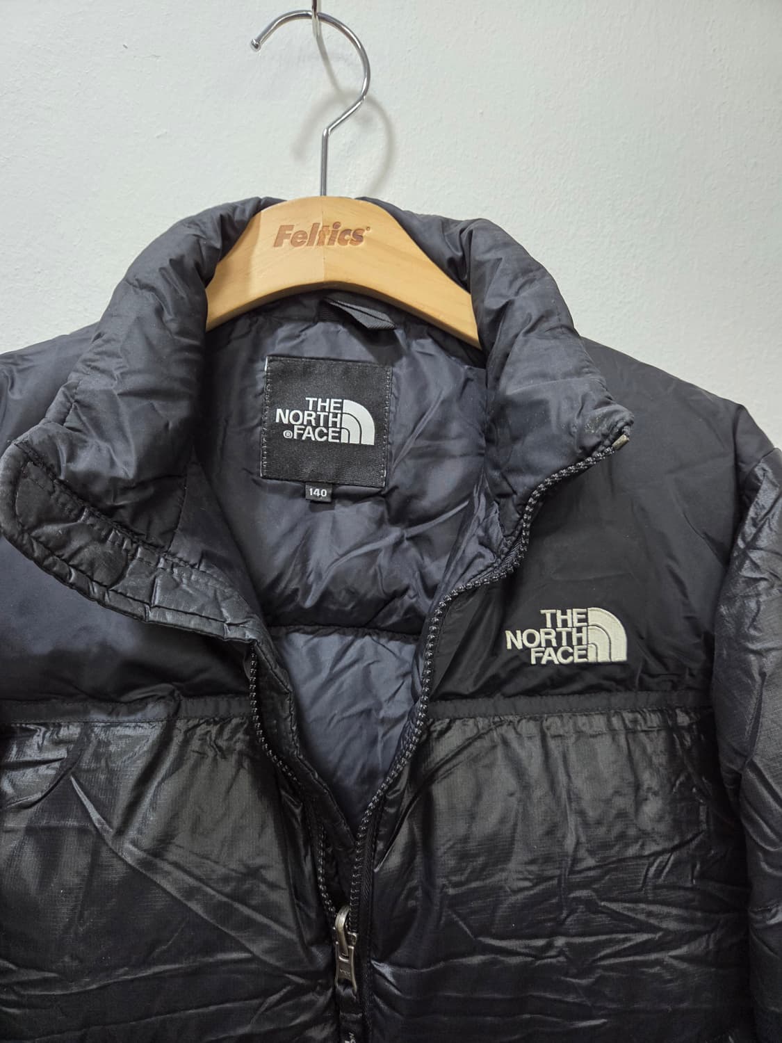 노스페이스 600 블랙 패딩 자켓 140 여성44-55 쥬니어 겸용 상품이미지4