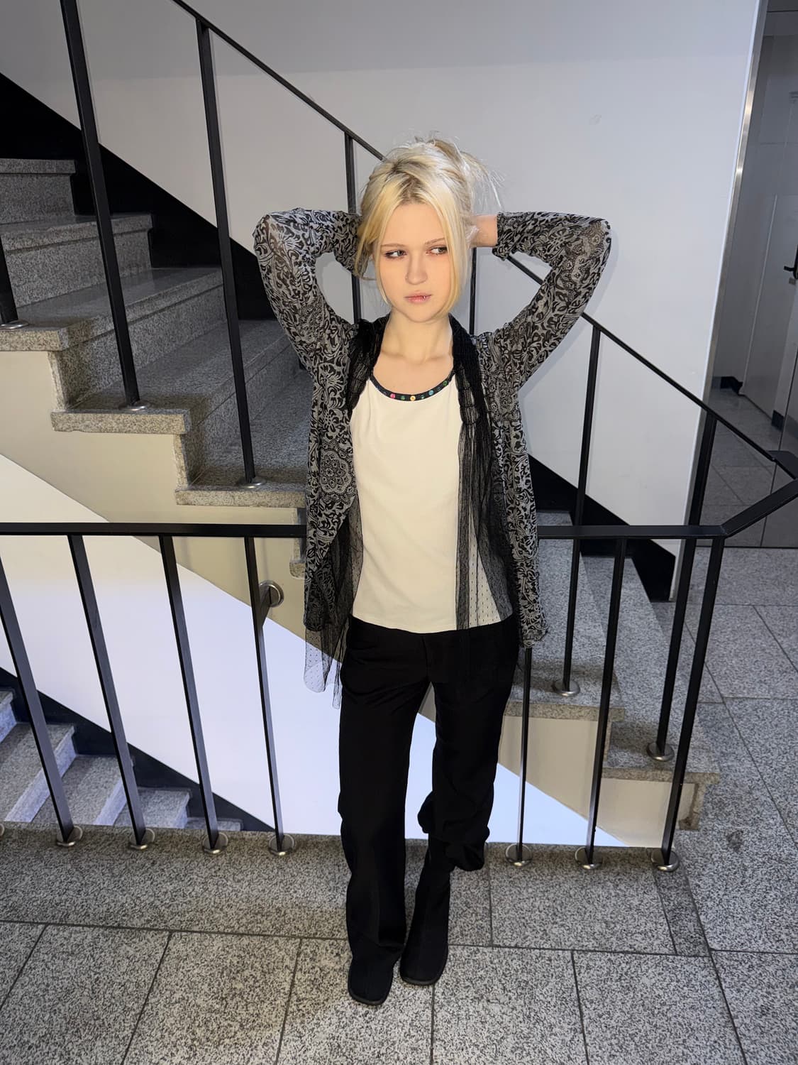 layered lace see-through cardigan 상품이미지3