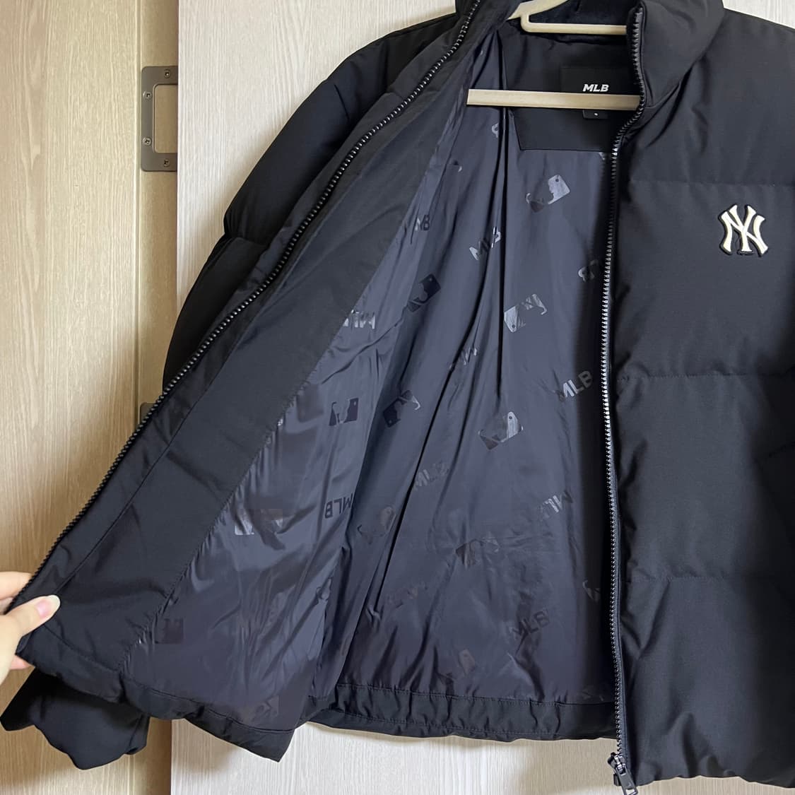 mlb 크롭 커브패딩 s 상품이미지3