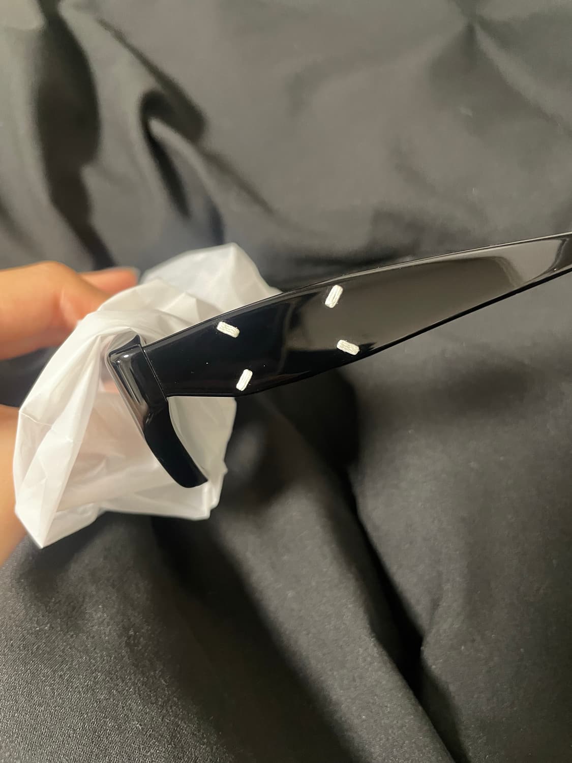 (새상품) 젠틀몬스터x메종마르지엘라 선글라스 MM108 01 블랙 상품이미지3