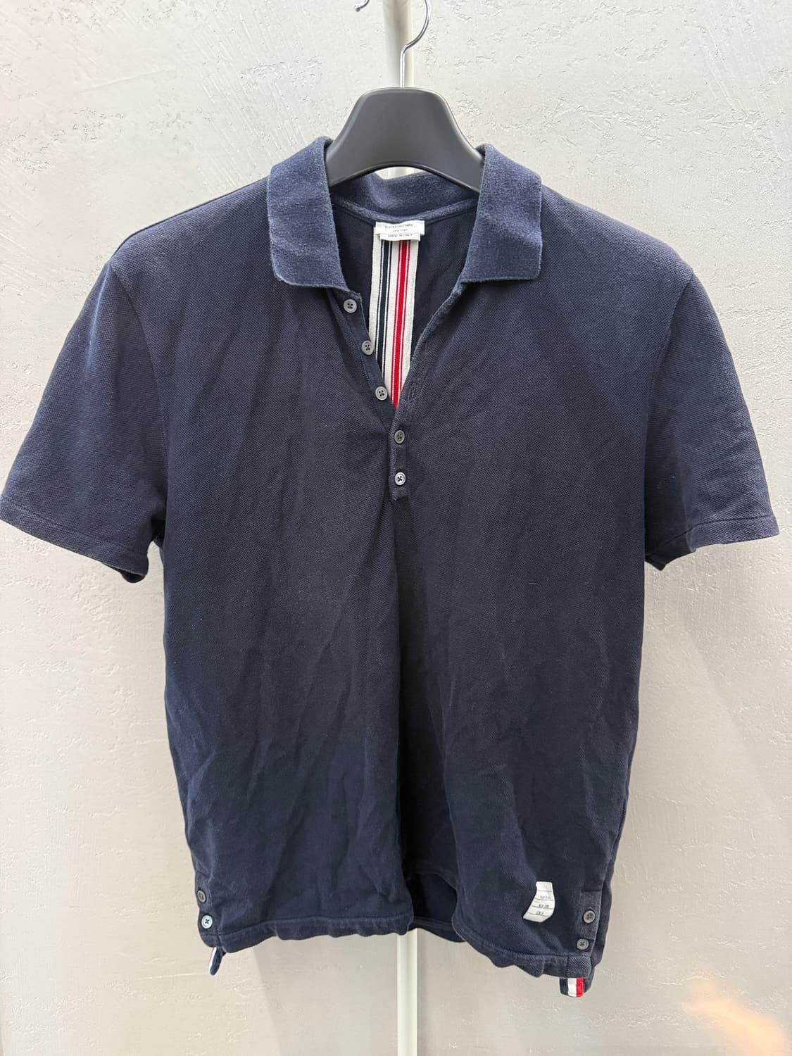 톰브라운 정품 백삼선 스트라이프 카라티 3 상품이미지2