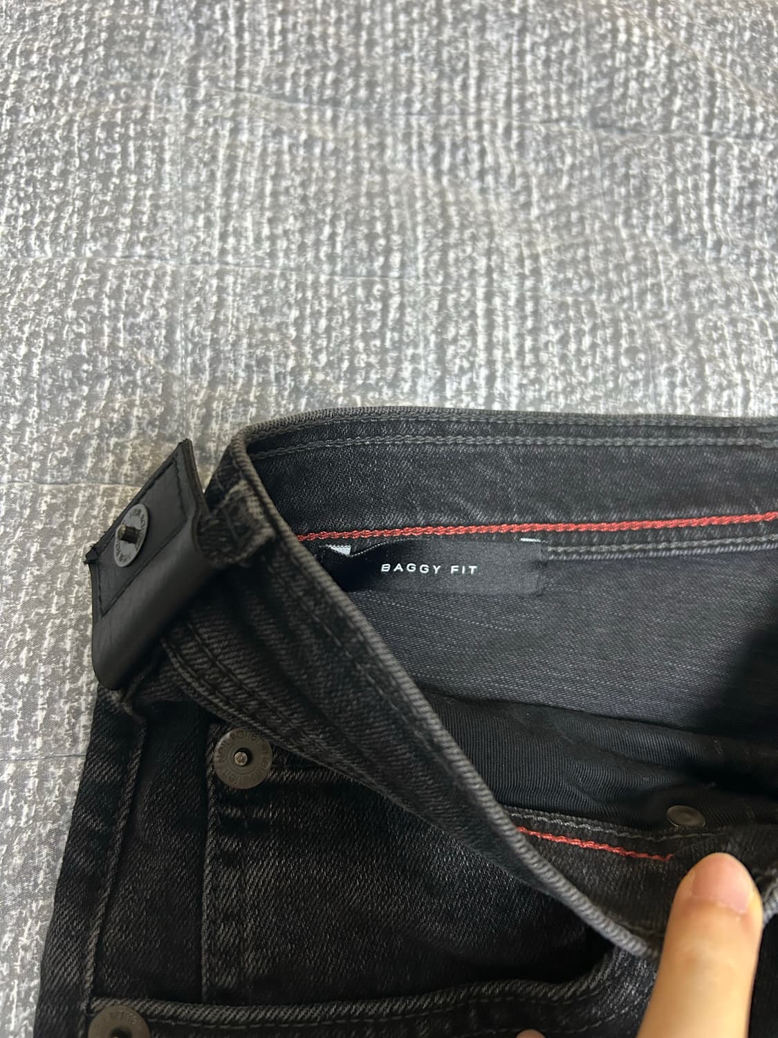 Neil Barrett 블랙진 32 (상태 최상 / 세탁 한 번도 안 함 상품이미지4