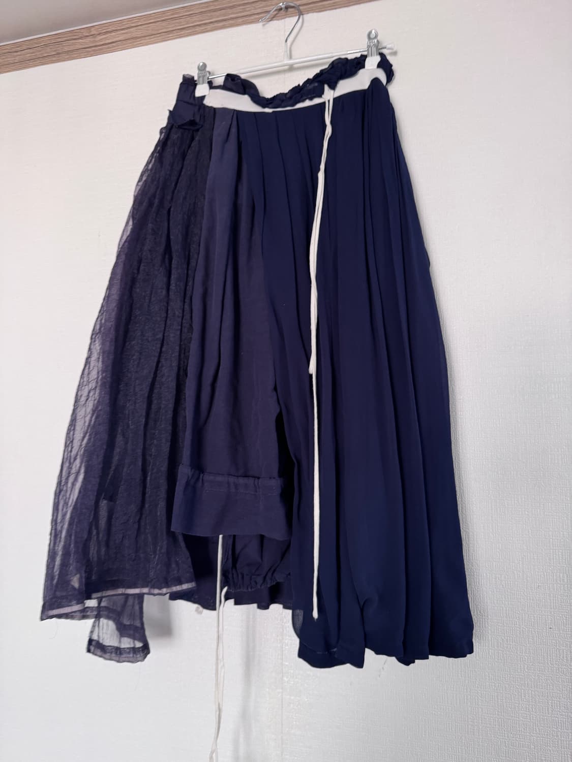 꼼데가르송 네이비 언발 레이어드 스커트 상품이미지2
