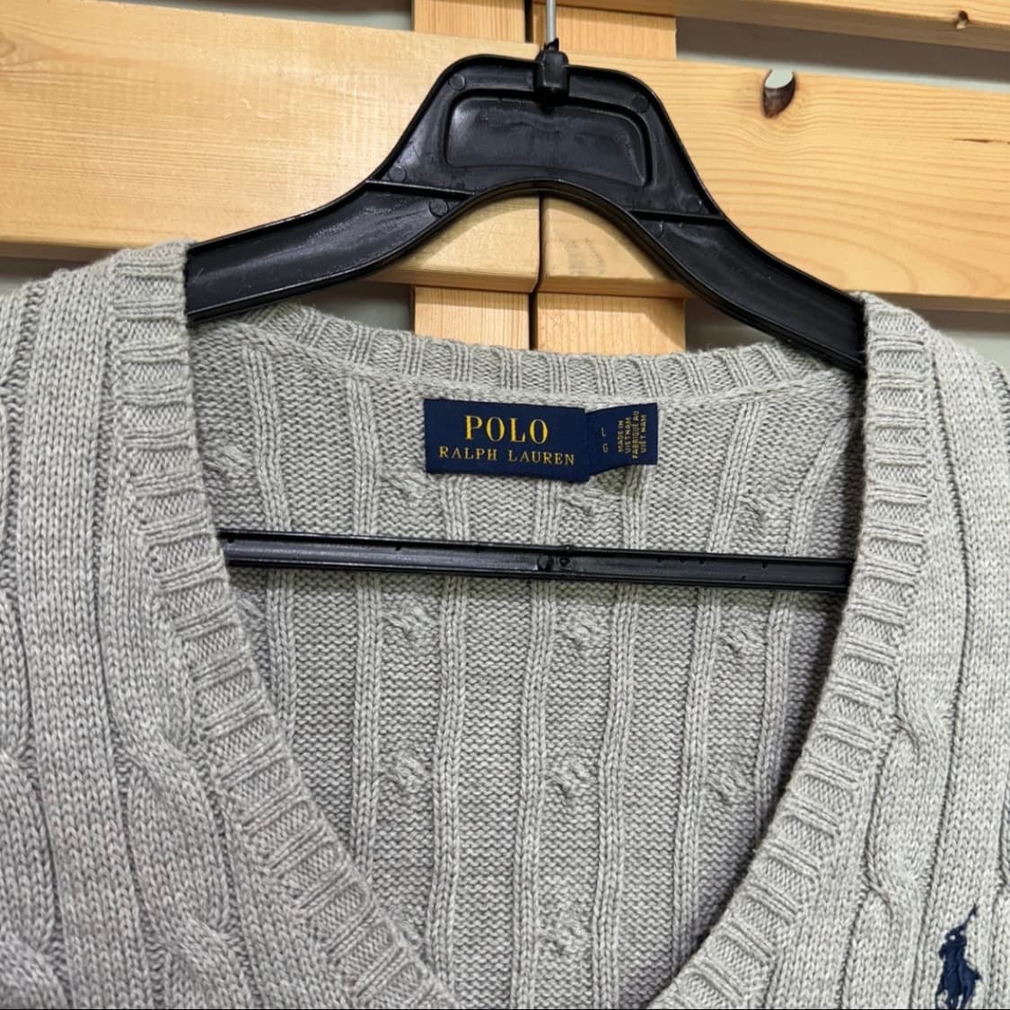 폴로 꽈배기 브이넥 니트 상품이미지3