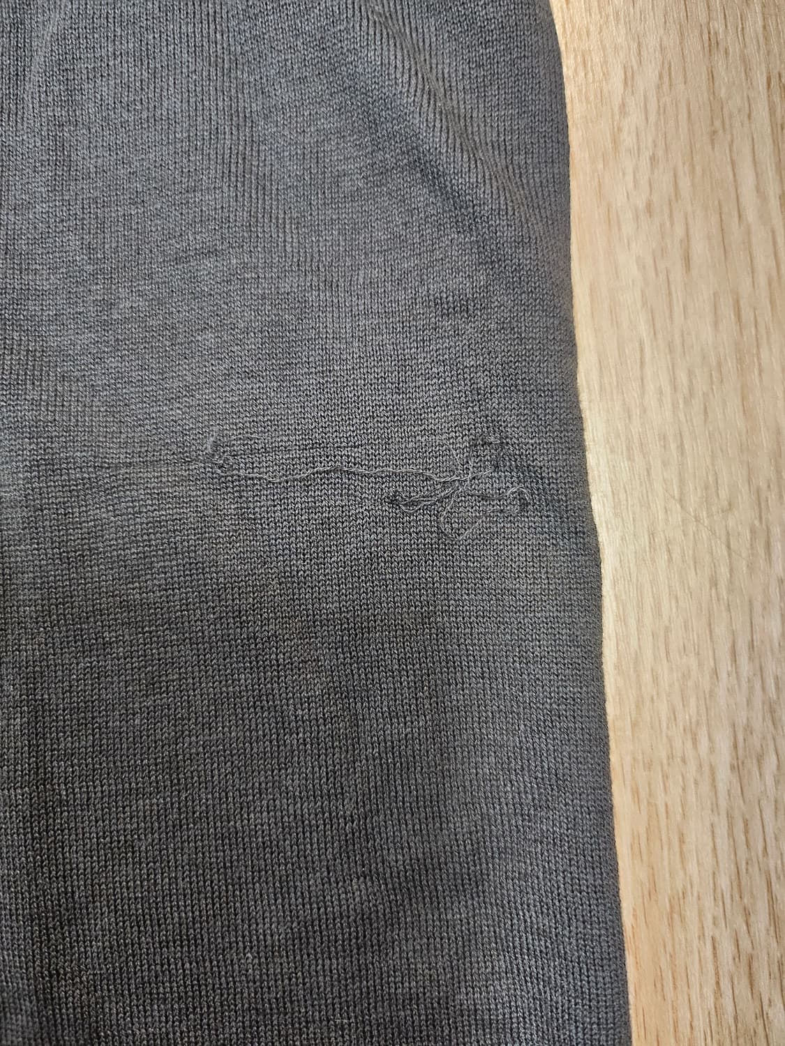 COS 남성 폴로 니트 L 상품이미지4