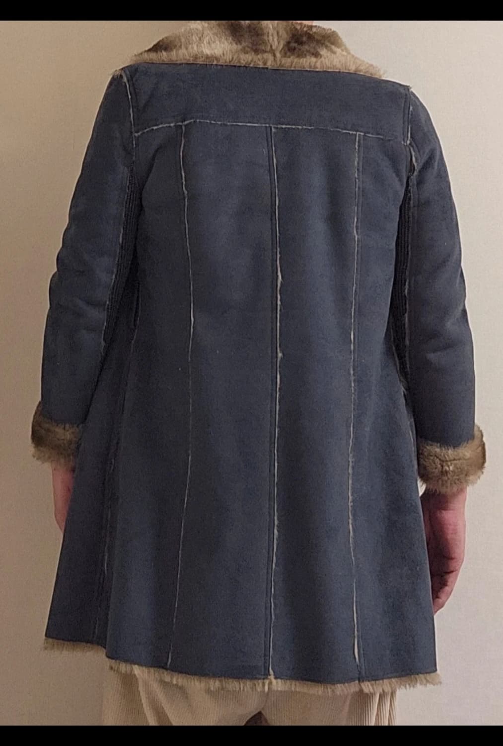 gguljame 네이비 퍼 무스탕 코트 상품이미지4