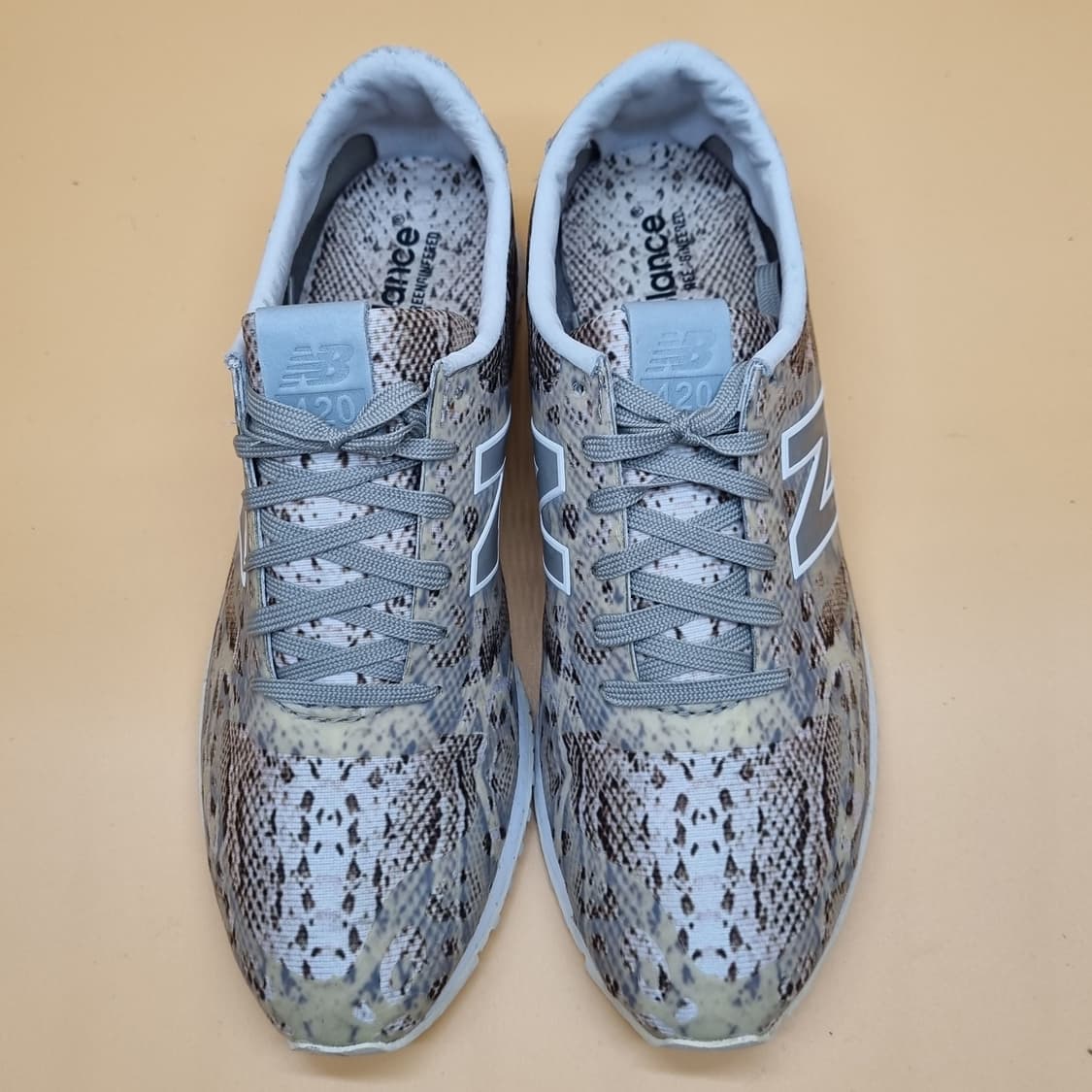 뉴발란스 420 뱀피 운동화245. 상품이미지2