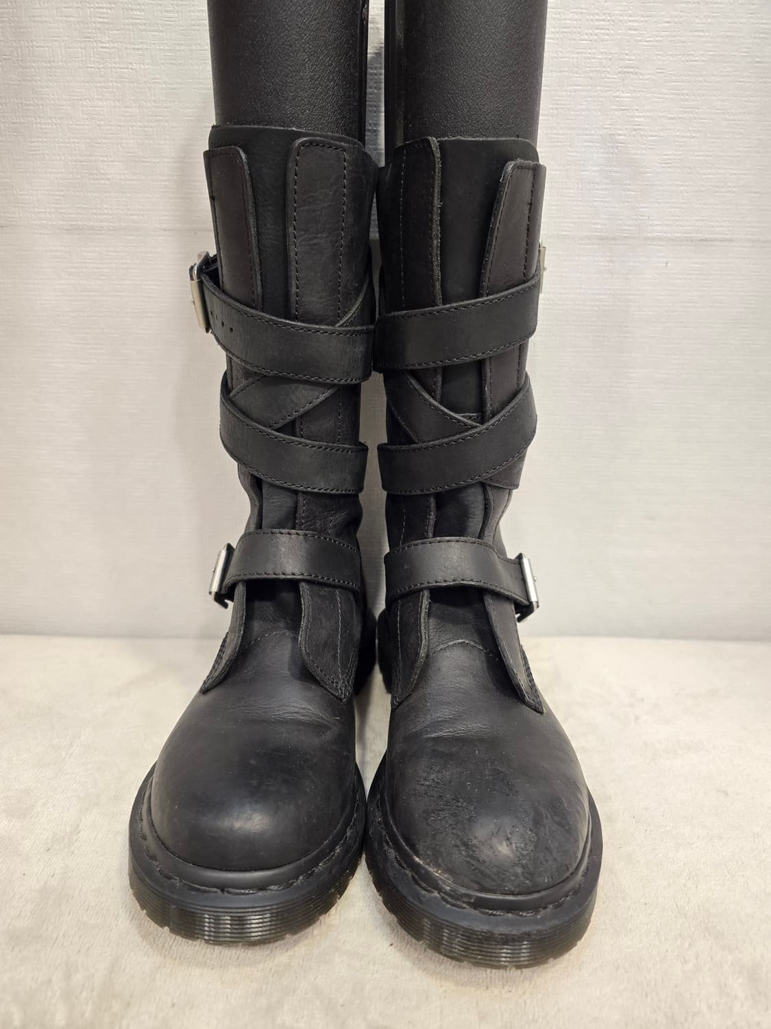 닥터마틴 로렌 블랙 가죽 스트랩 버클 부츠 230 상품이미지2