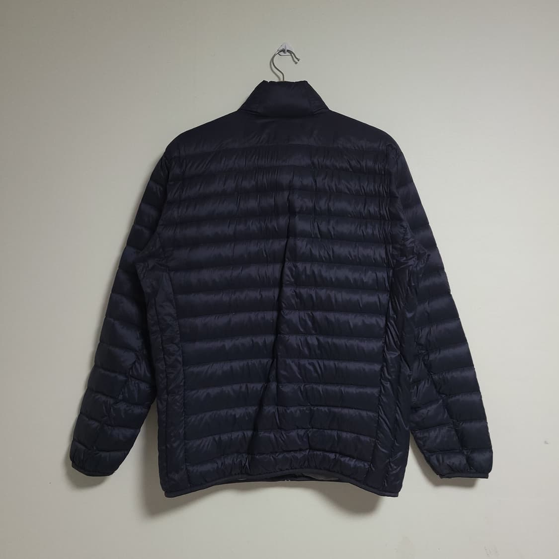 (L) UNIQLO 유니클로 경량 패딩 점퍼 상품이미지4