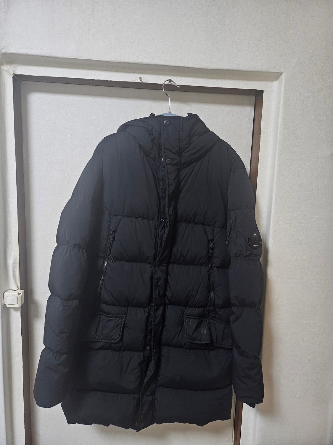 cp컴퍼니 롱패딩 블랙50사이즈(100-105) 상품이미지1