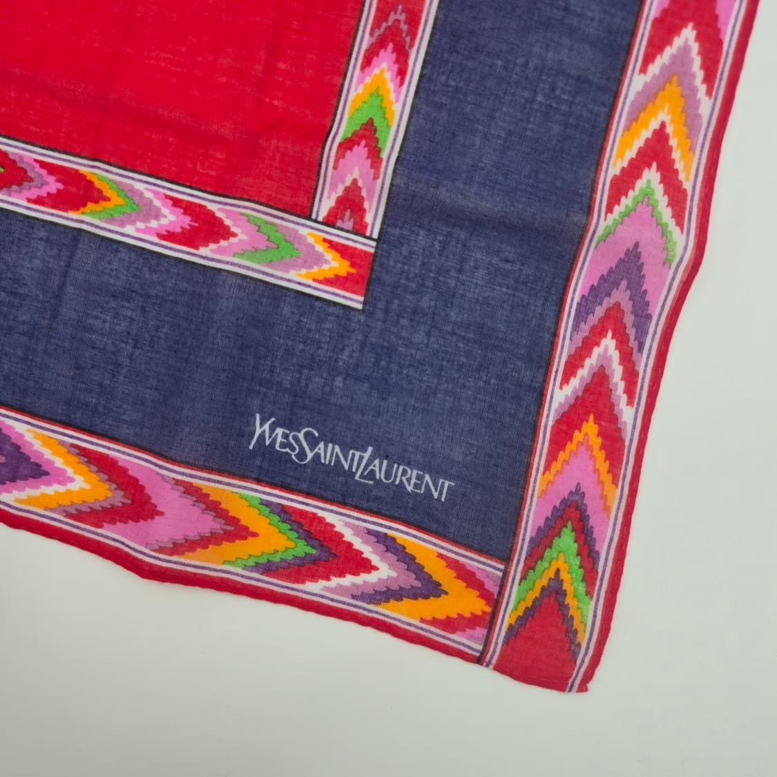 YSL 입생로랑 손수건 스카프 [JRCFSB11735-1228-12] 상품이미지5