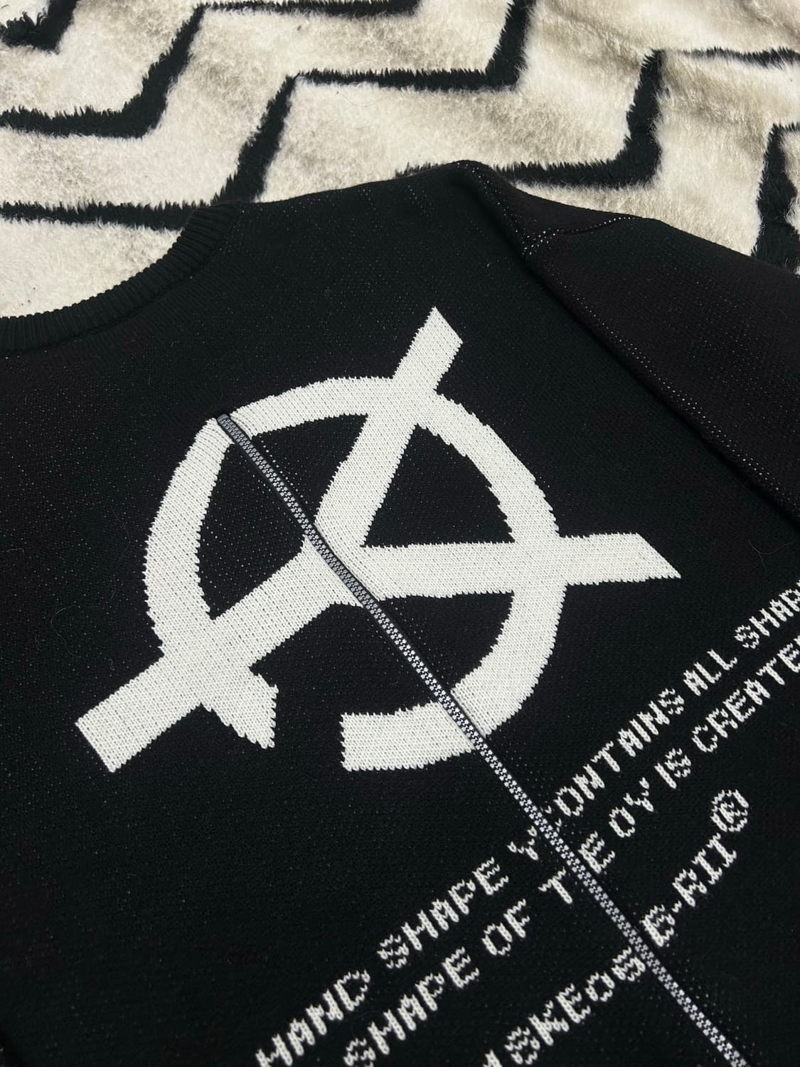 [실측XL]OY 빅로고 백로고 지퍼 니트/블랙 상품이미지1