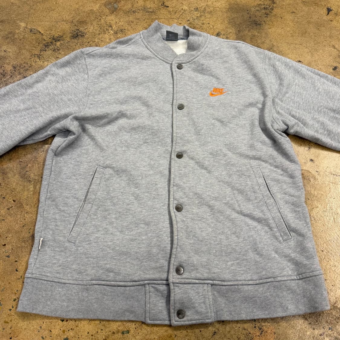 나이키 그레이 오렌지 바시티 집업 점퍼  상품이미지3