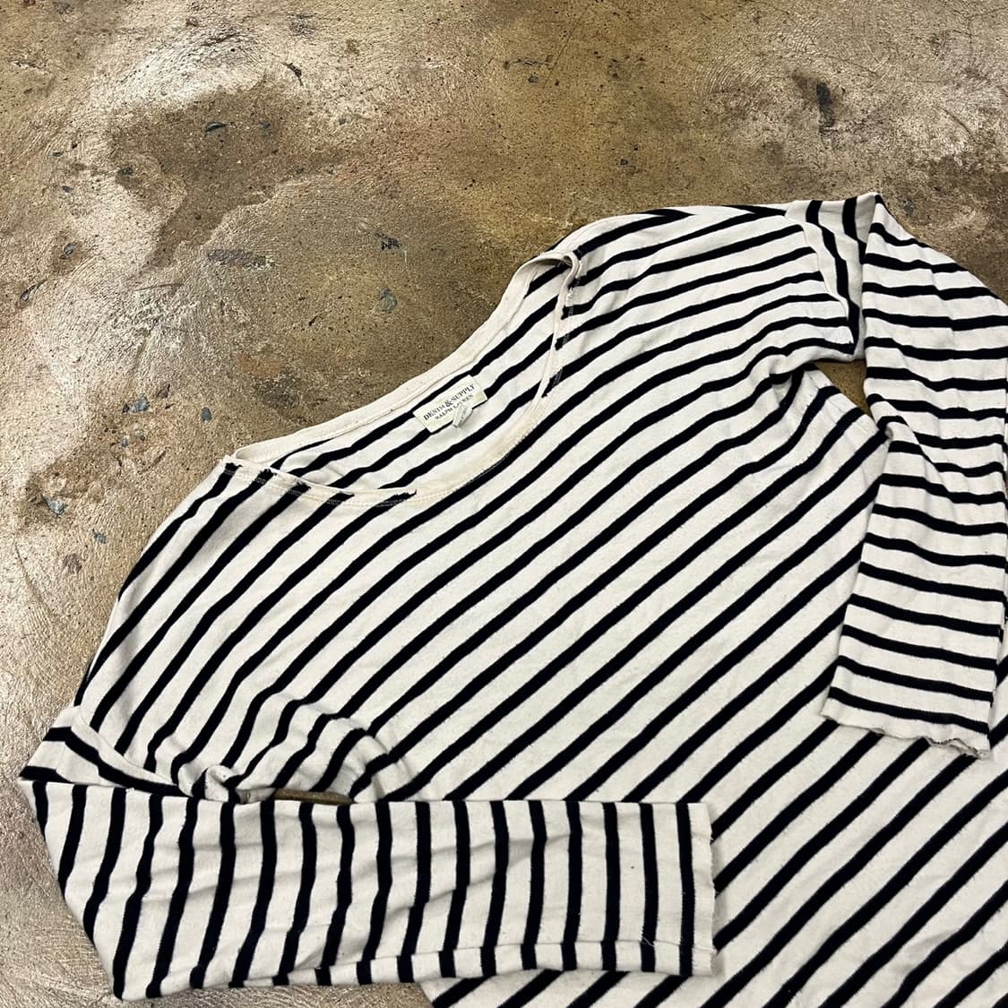 폴로 데님앤서플라이 스트라이프 흰검 화이트 블랙 긴팔 티셔츠 상품이미지1